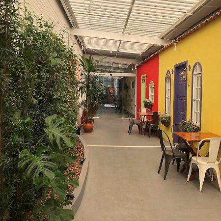 Anhembi Hostel Сао Паоло Екстериор снимка