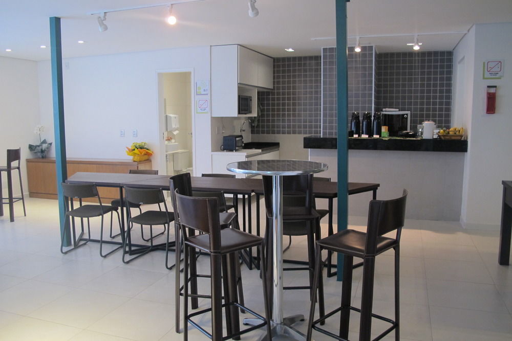 Anhembi Hostel Сао Паоло Екстериор снимка