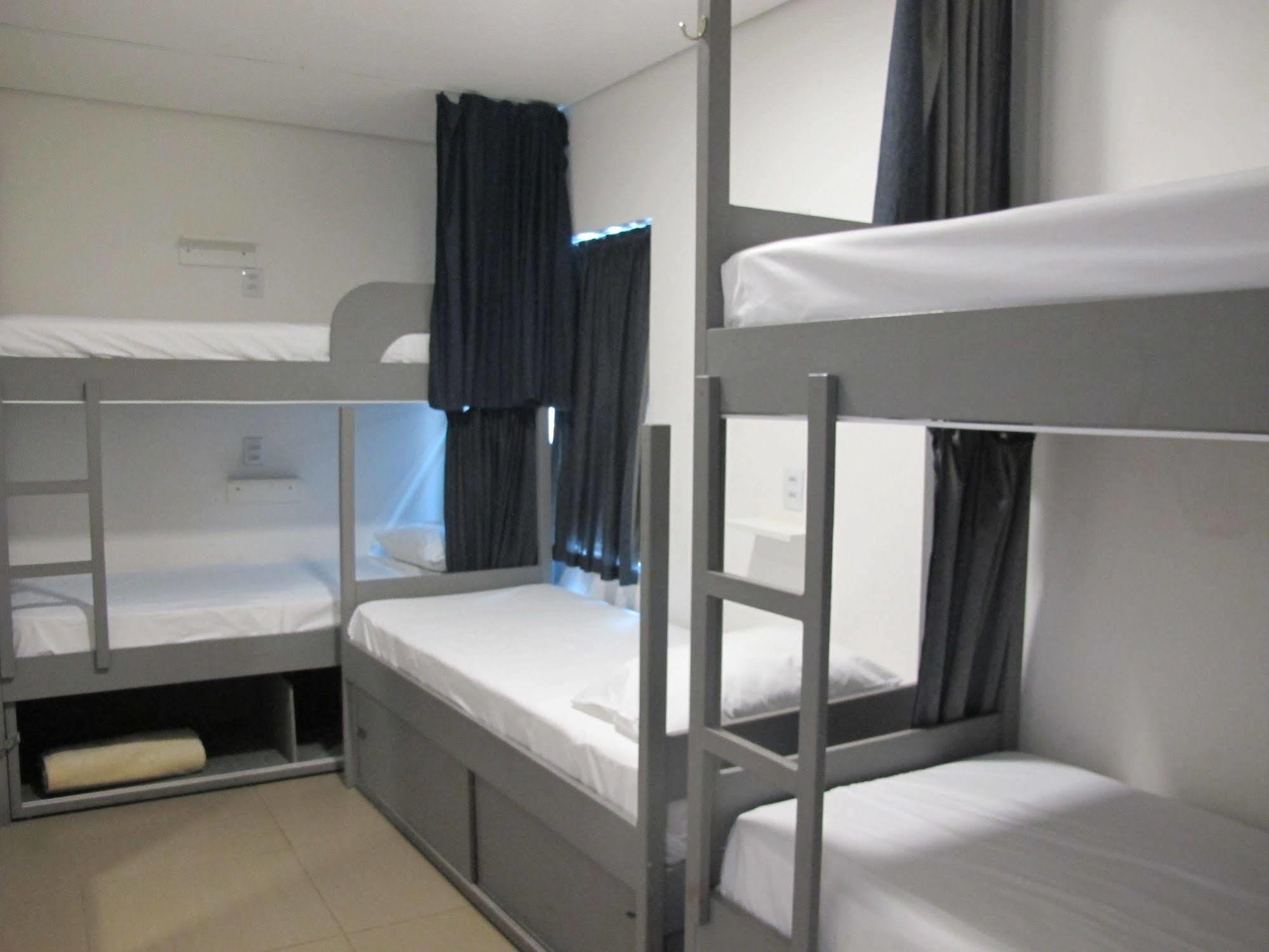 Anhembi Hostel Сао Паоло Екстериор снимка