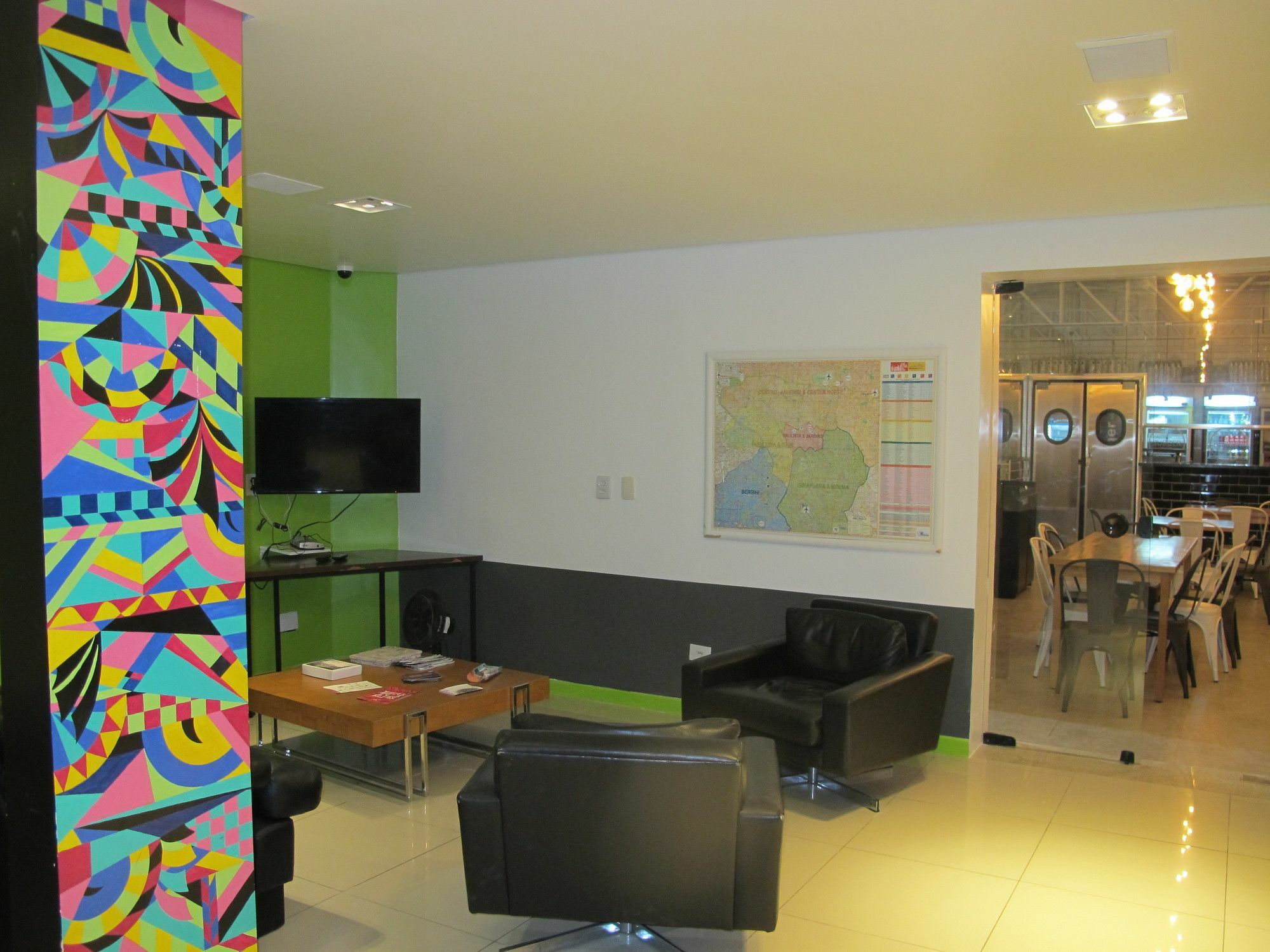 Anhembi Hostel Сао Паоло Екстериор снимка